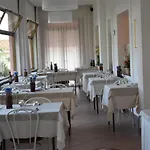 Garden 3*