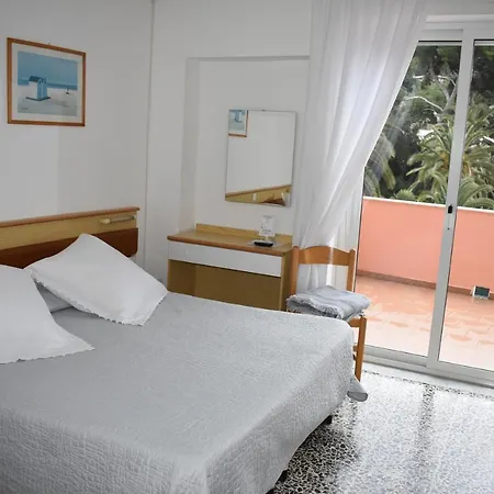 Hotel Garden 3*