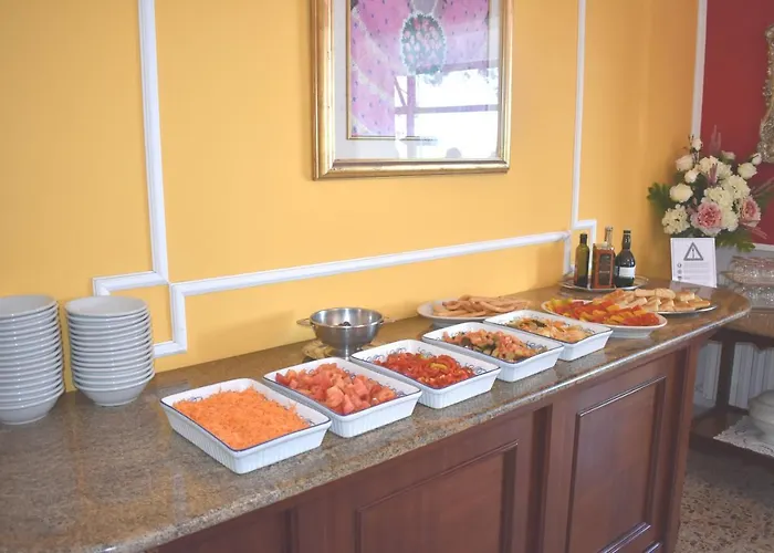 Garden Отель Andora